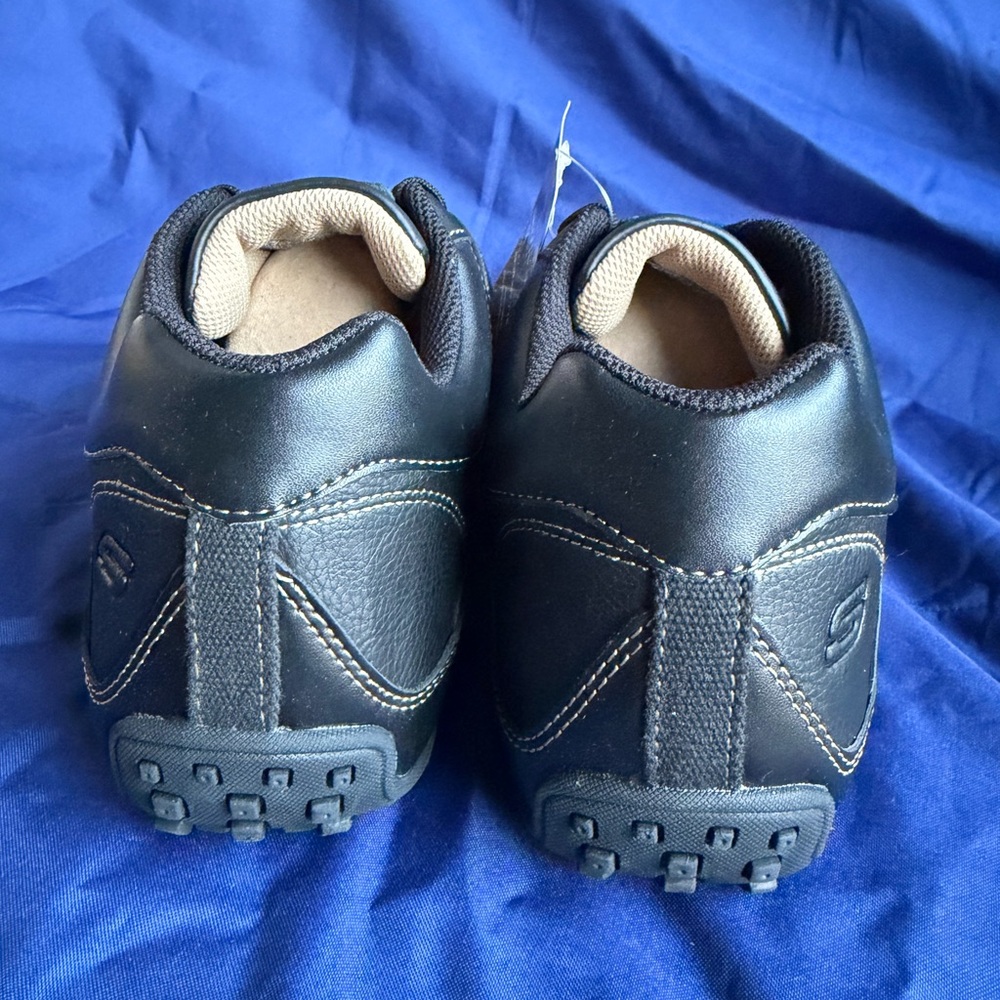 Skechers Men's Black and Tan Sneakers - Picture 4 of 7